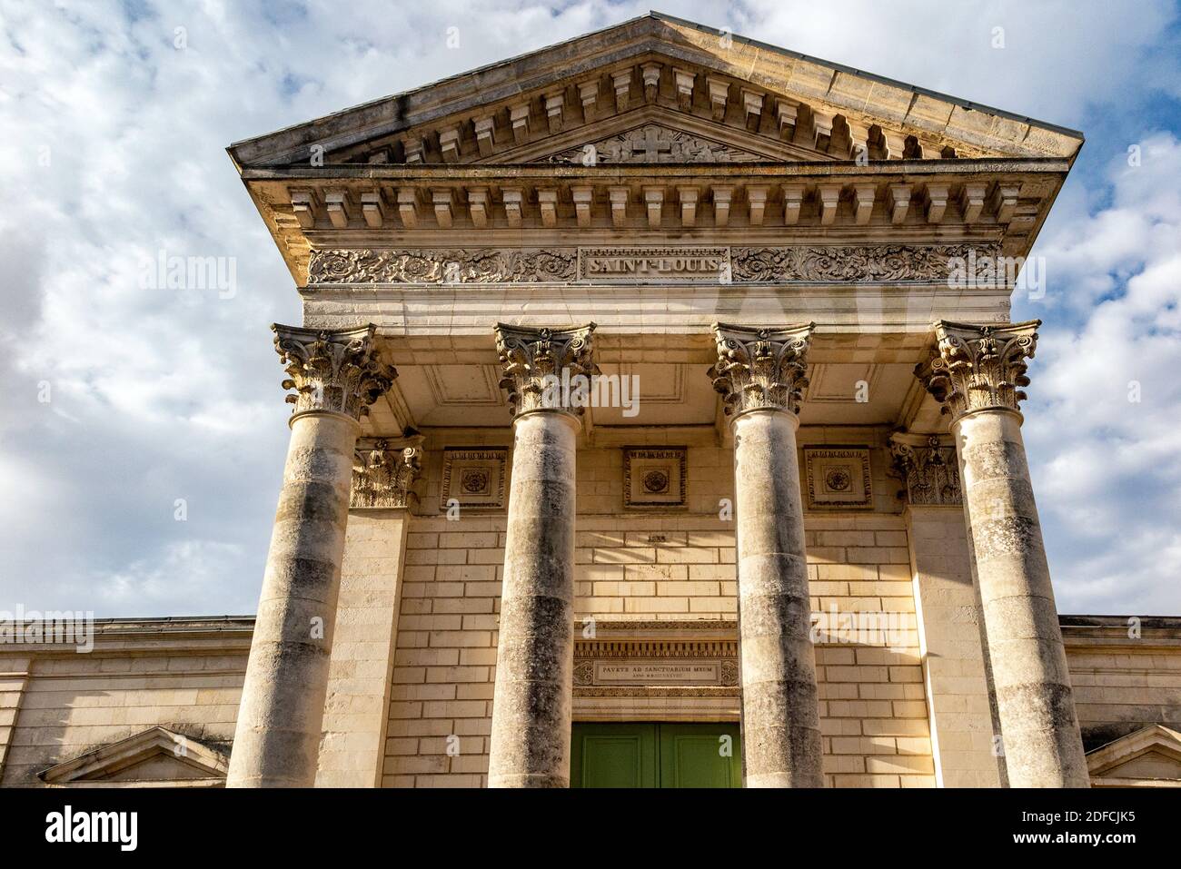 SAINT-LOUIS PARISH CHURCH, NEOCLASSICAL ARCHITECTURE FROM 1835, ROCHEFORT, CHARENTE-MARITIME, FRANCE Stock Photo