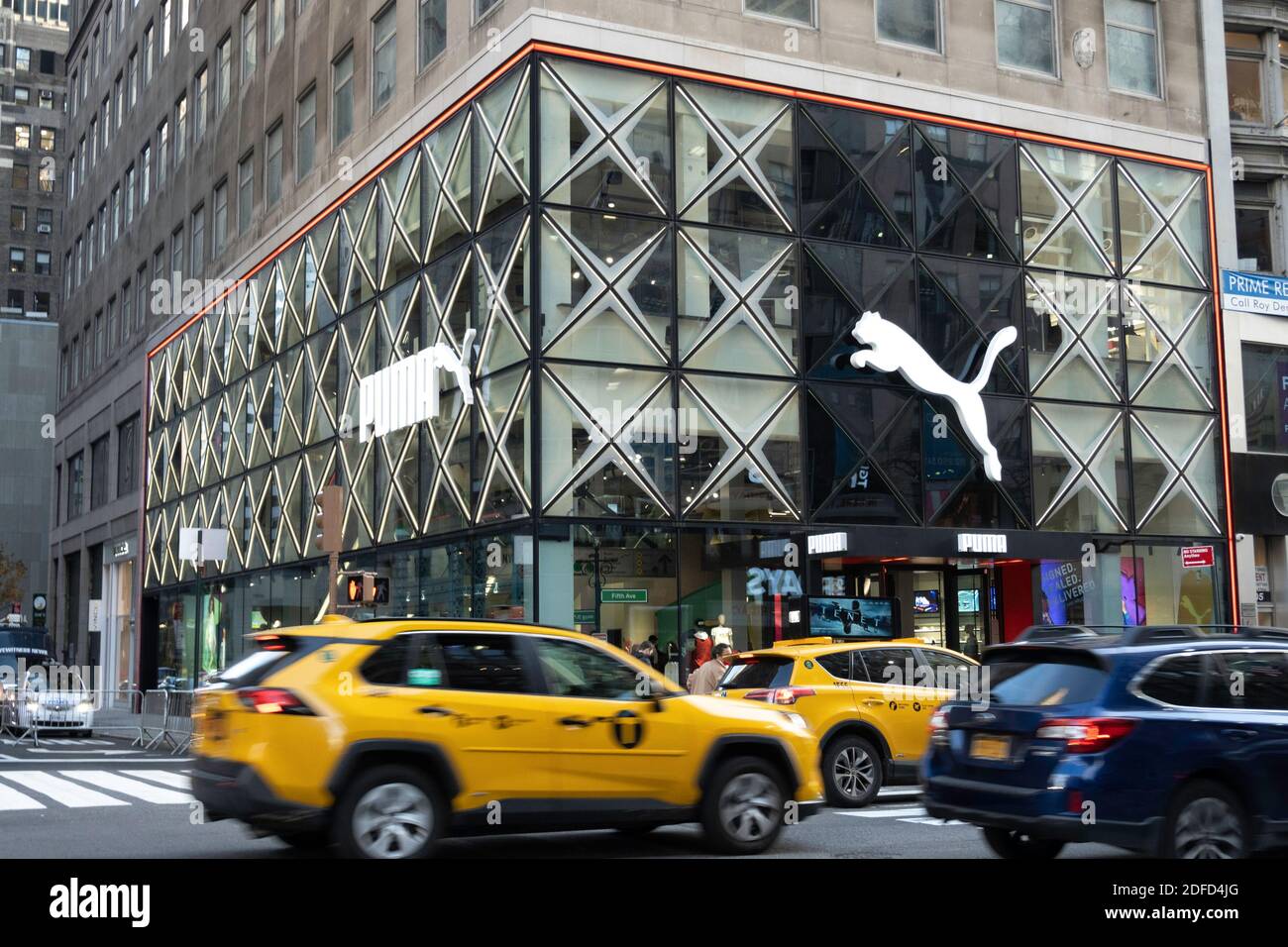 Puma Flagship Store on Fifth Avenue, New York City, USA Stock Photo - Alamy
