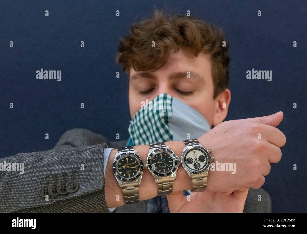 London, UK. 4 December 2020. Bonhams Fine Watches sale preview, a wristful watches at the Bonhams Fine Watches and Wristwatches Sale in New Bond Street, London on 9 December, left to