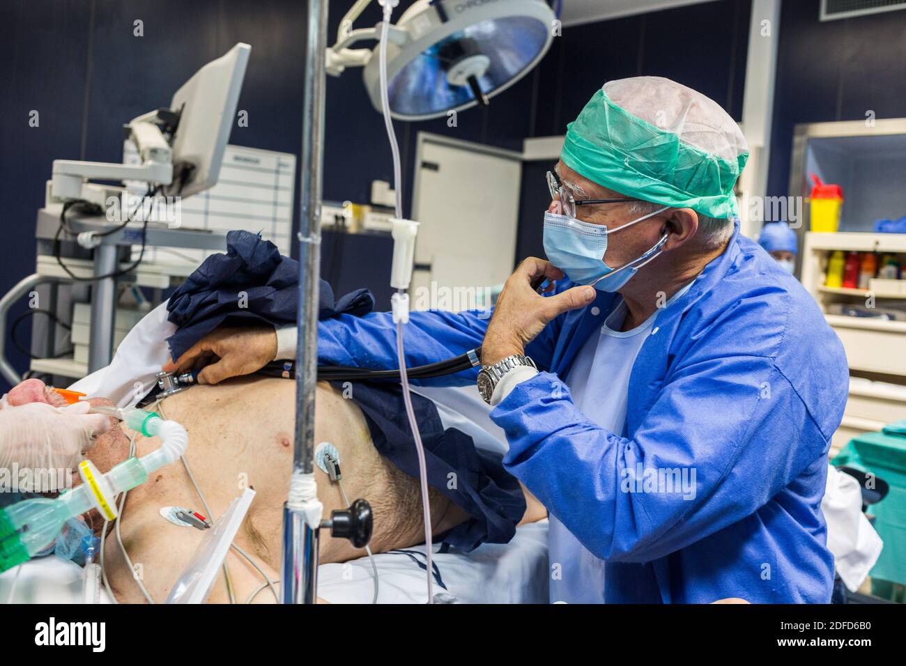Day procedure unit hires stock photography and images Alamy