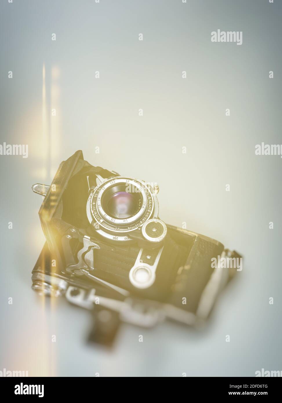Armaturenbrett display auto -Fotos und -Bildmaterial in hoher Auflösung –  Alamy
