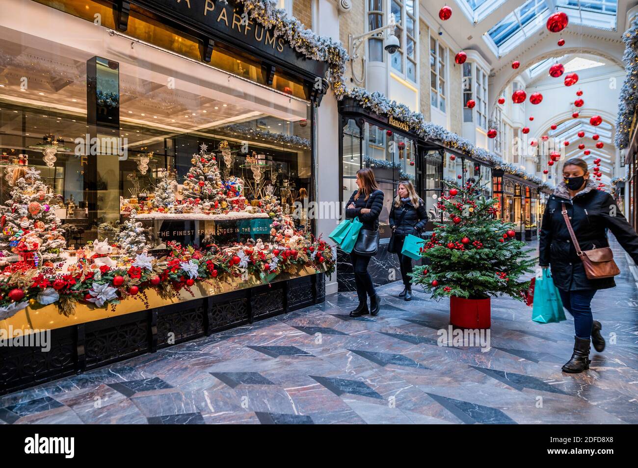 London UK. 4th Dec 2020. Roja Parfums pushes the boat out with