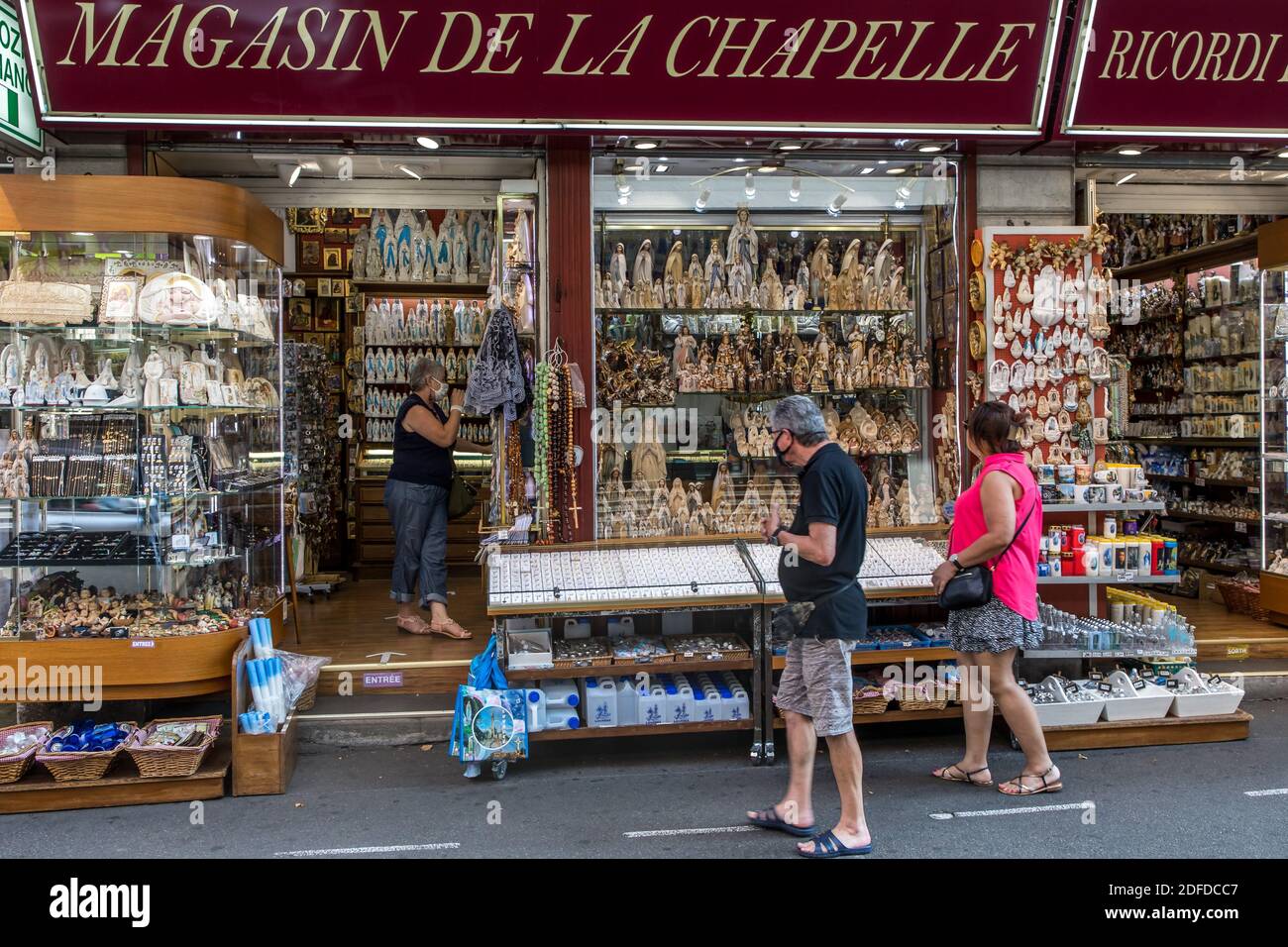 Souvenir shop lourdes france hires stock photography and images Alamy