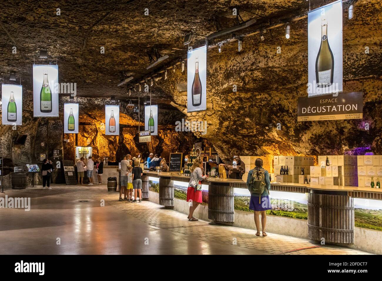 CAVES BAILLY LAPIERRE, FORMER STONE QUARRIES THAT TODAY HOUSE THE