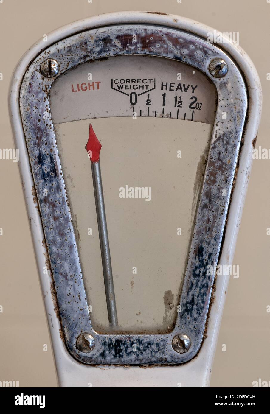 Old fashioned shop weighing scales Stock Photo Alamy