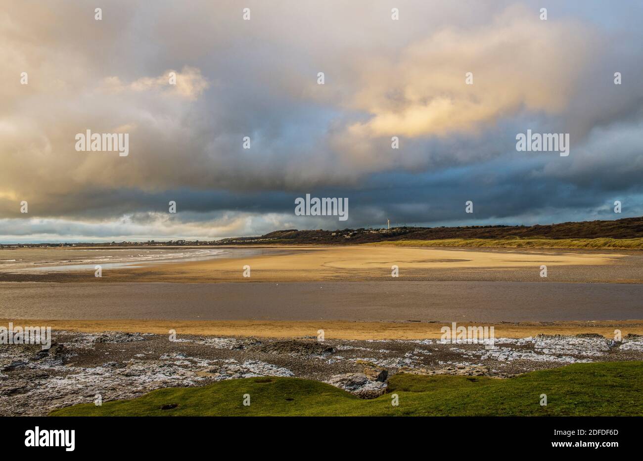 The estuary of the River Ogmore at Ogmore by Sea in December on the Glamorgan Heritage Coast, south Wales Stock Photo