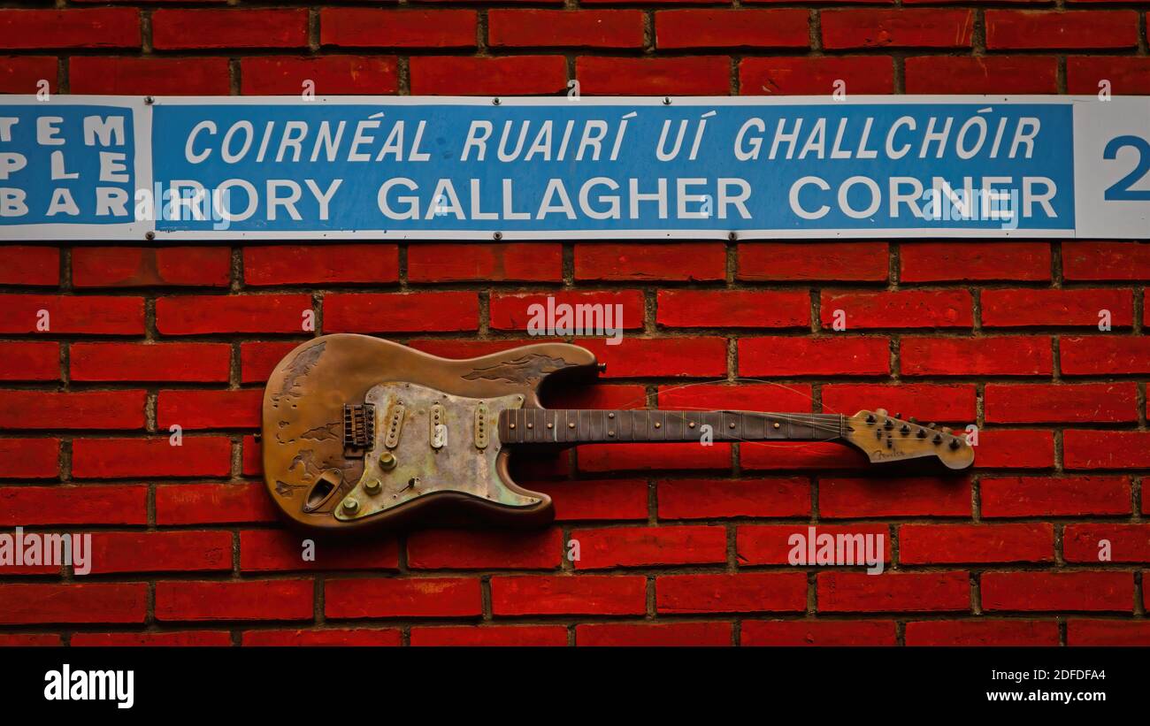Rory Gallagher Corner in the Temple Bar district of Dublin (Ireland) Stock Photo