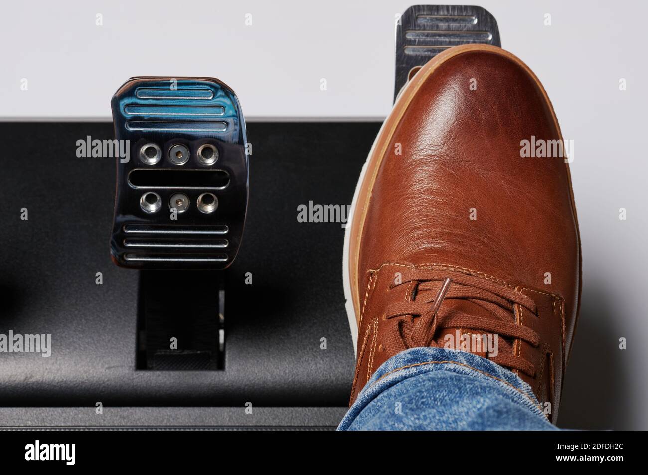 Clutch pedal hi-res stock photography and images - Alamy