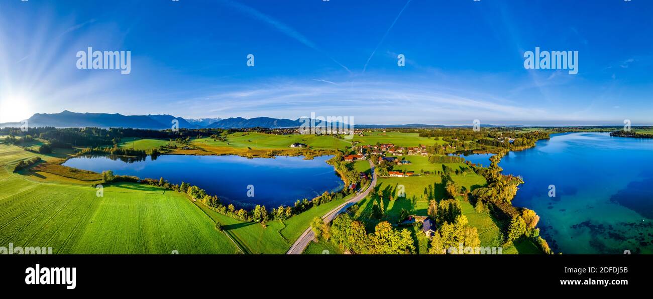 View of Froschhausen near Murnau, between Froschhauser See and Riegsee, Das Blaue Land, Alpine Foreland, Upper Bavaria, Bavaria, Germany, Europe Stock Photo