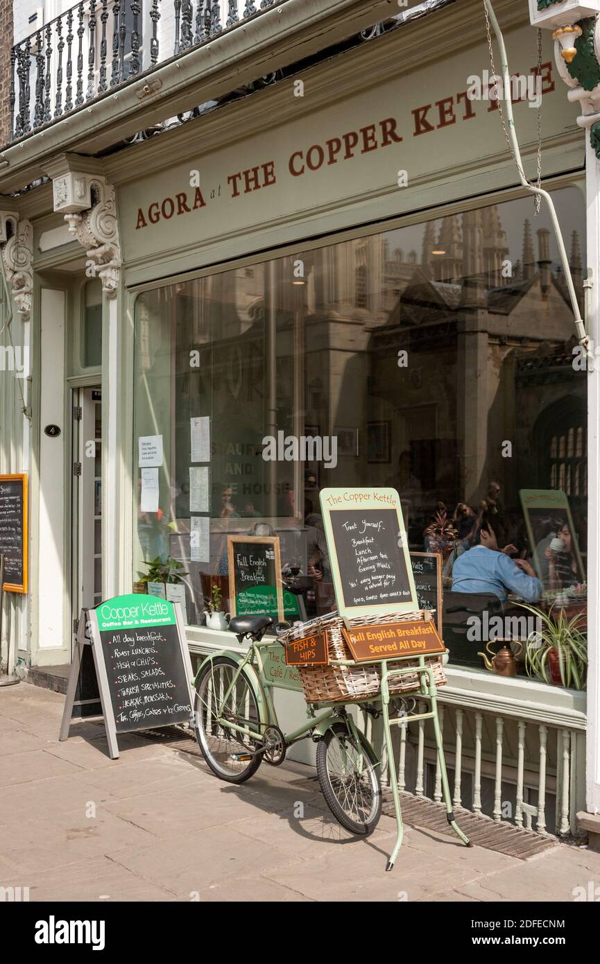 Copper Kettle High Resolution Stock Photography and Images Alamy