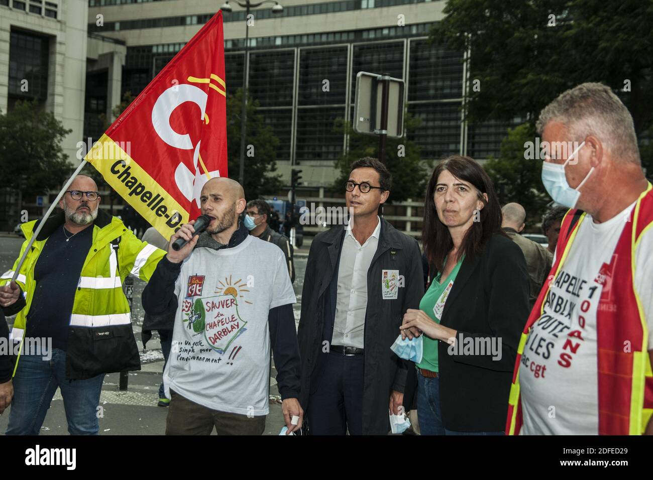 A hundred workers of the paper mill of La Chapelle Darblay stationery store of Grand-Couronne demonstrate outside the Ministry of Economy and Finance, in Paris-Bercy, on Wednesday July 01, 2020. Arnaud Dauxerre, Julien Senecal, Nathalie Verdeil and Pascal Morel from a delegation of them were received at midday at the ministry to take stock of the future of stationery. Photo by Pierrick Villette/Avenir Pictures/ABACAPRESS.COM Stock Photo