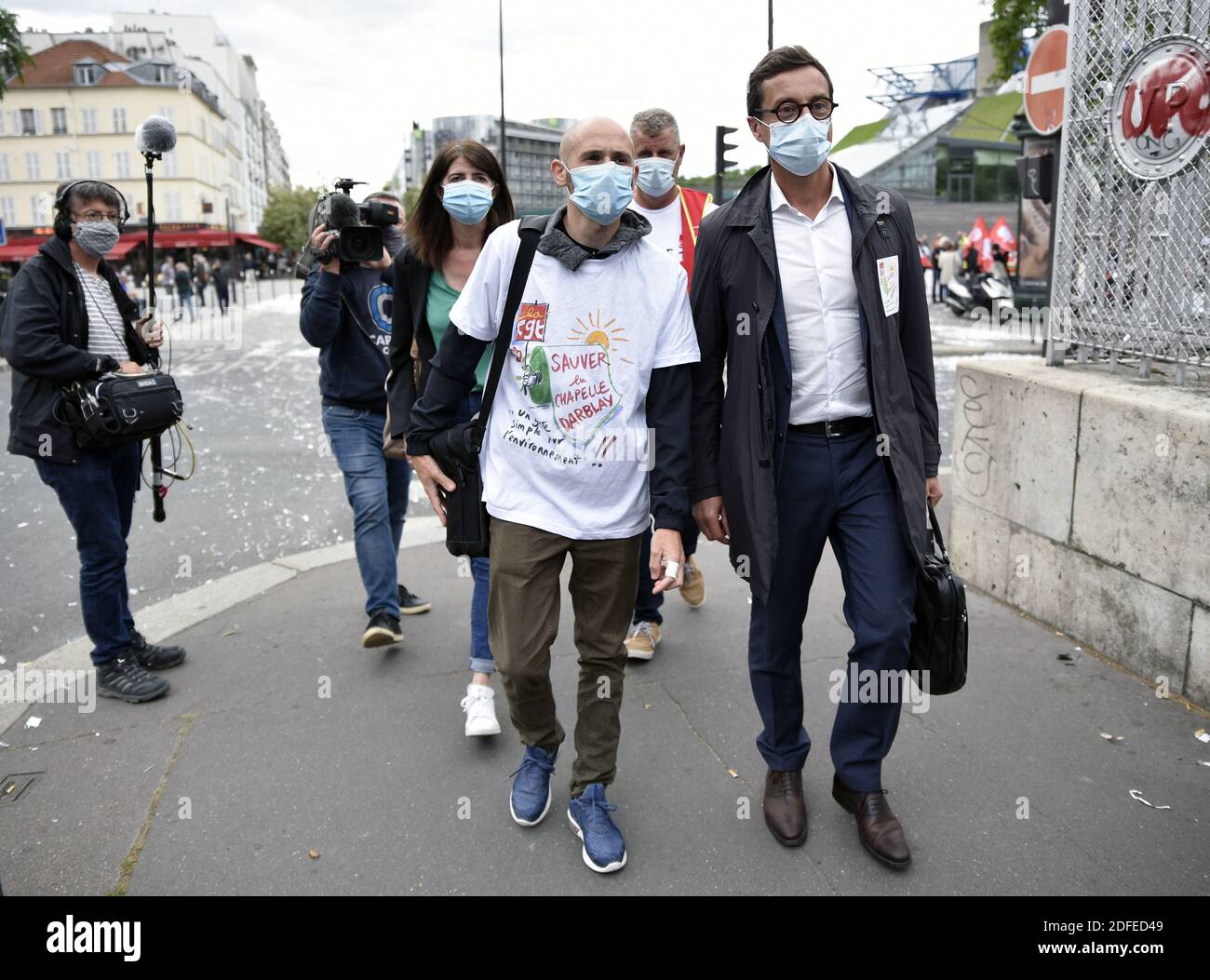 A hundred workers of the paper mill of La Chapelle Darblay stationery store of Grand-Couronne demonstrate outside the Ministry of Economy and Finance, in Paris-Bercy, on Wednesday July 01, 2020. Arnaud Dauxerre, Julien Senecal, Nathalie Verdeil and Pascal Morel from a delegation of them were received at midday at the ministry to take stock of the future of stationery. Photo by Patrice Pierrot/Avenir Pictures/ABACAPRESS.COM Stock Photo