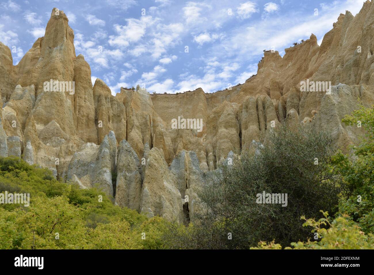 Clay Cliffs of Omarama Stock Photo Alamy