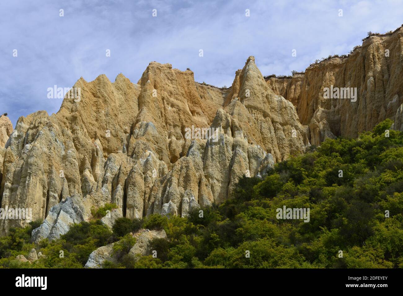 Clay Cliffs of Omarama Stock Photo Alamy