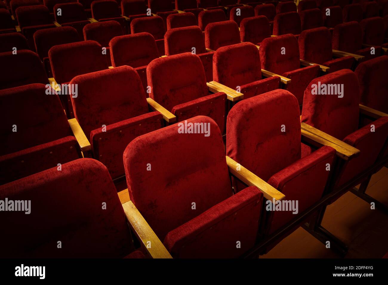 Velvet theater seats new arrivals