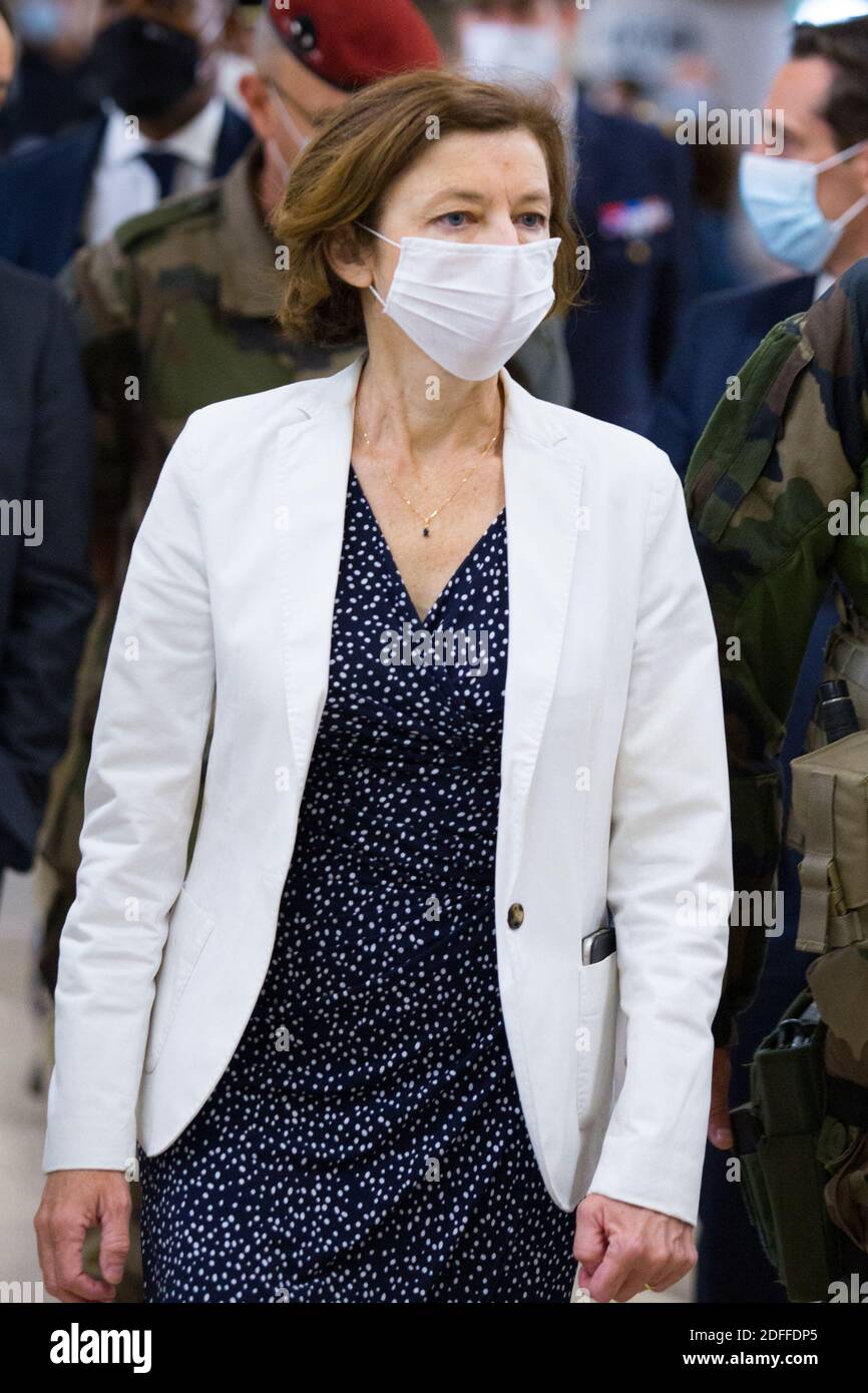 Florence Parly, Minister of the Armed Forces go to the Gare de Lyon ...