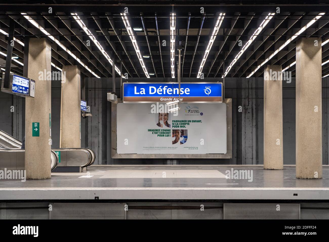 La defense station hi res stock photography and images Alamy