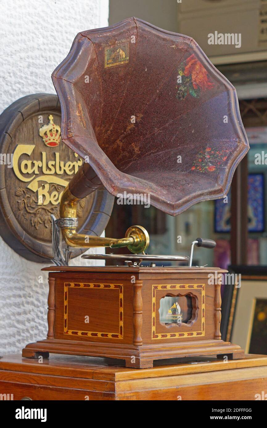Athens, Greece - May 03, 2015: His Master Voice antique gramophone for sale  at Monastiraki flea market Stock Photo - Alamy