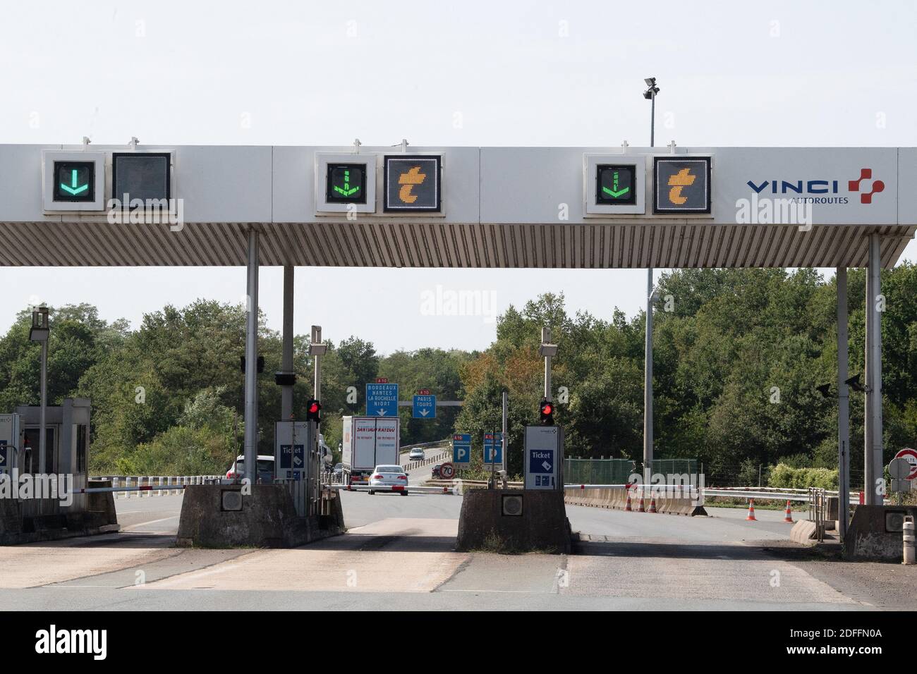 A shop sign of VINCI Autoroute, on August 1 2020 in Niort, France. Photo by  David Niviere/ABACAPRESS.COM Stock Photo - Alamy