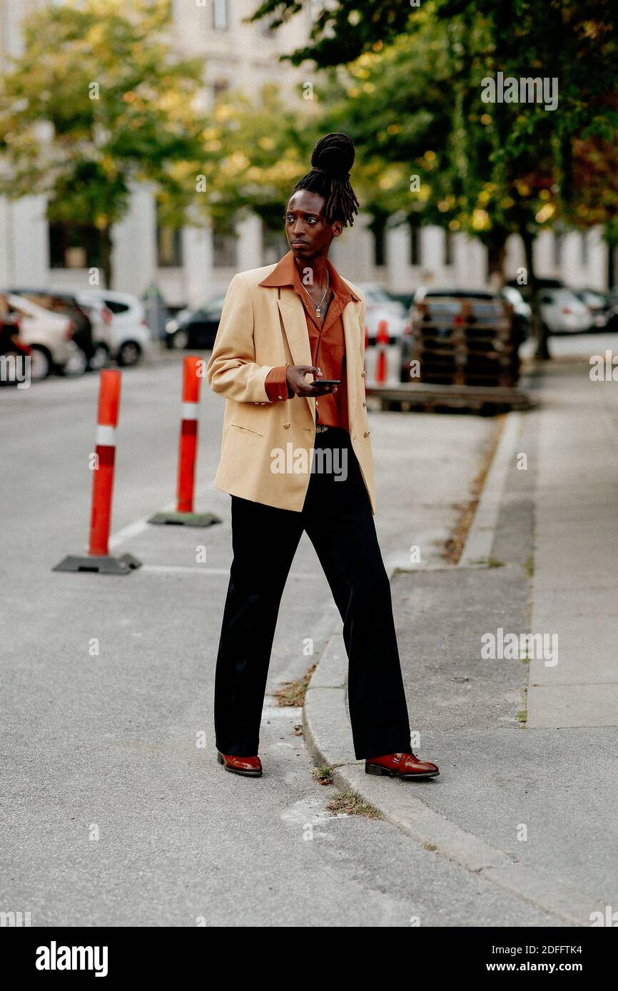 Street style Hassani A M arriving at By Malene Birger Spring