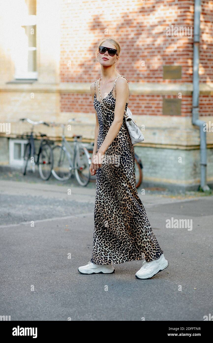 Street style, Rose Maria arriving at By Malene Birger Spring Summer 2021  show, held at Rahbeks Alle, Copenhagen, Denmark, on August 12, 2020. Photo  by Marie-Paola Bertrand-Hillion/ABACAPRESS.COM Stock Photo - Alamy