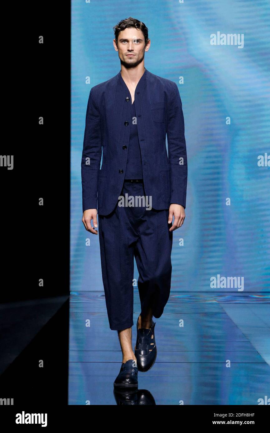 Giorgio Armani Spring 2021 Ready-to-Wear Fashion Show
