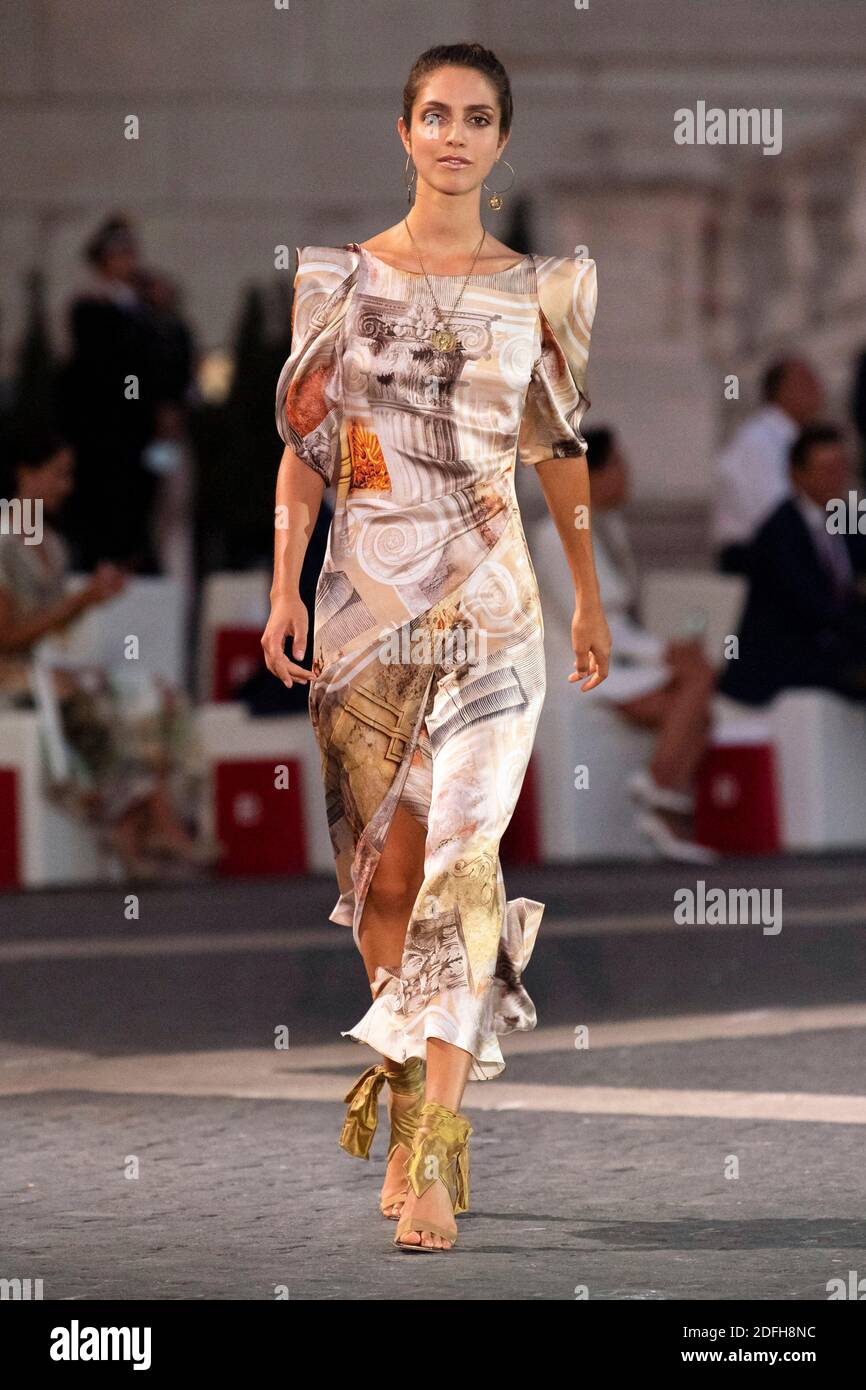 Lavinia Biagiotti poses with the models after the runway of Laura Biagiotti Fashion Show at Piazza del Campidoglio on September 13, 2020 in Rome, Italy. Photo by Alain Gil-Gonzalez/ABACAPRESS.COM Stock Photo