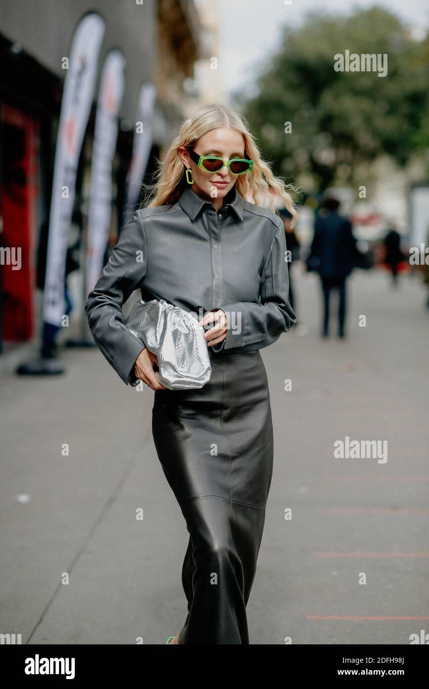 Street style, Leonie Hanne arriving at Gauchere Spring Summer 2021 show,  held at Espace Commines, Paris, France, on september 30th, 2020. Photo by  Marie-Paola Bertrand-Hillion/ABACAPRESS.COM Stock Photo - Alamy