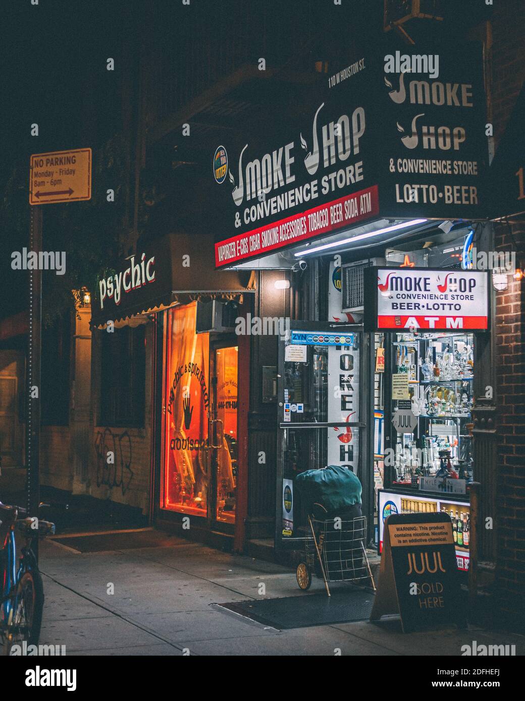 Smoke shop in the West Village, Manhattan, New York City Stock Photo