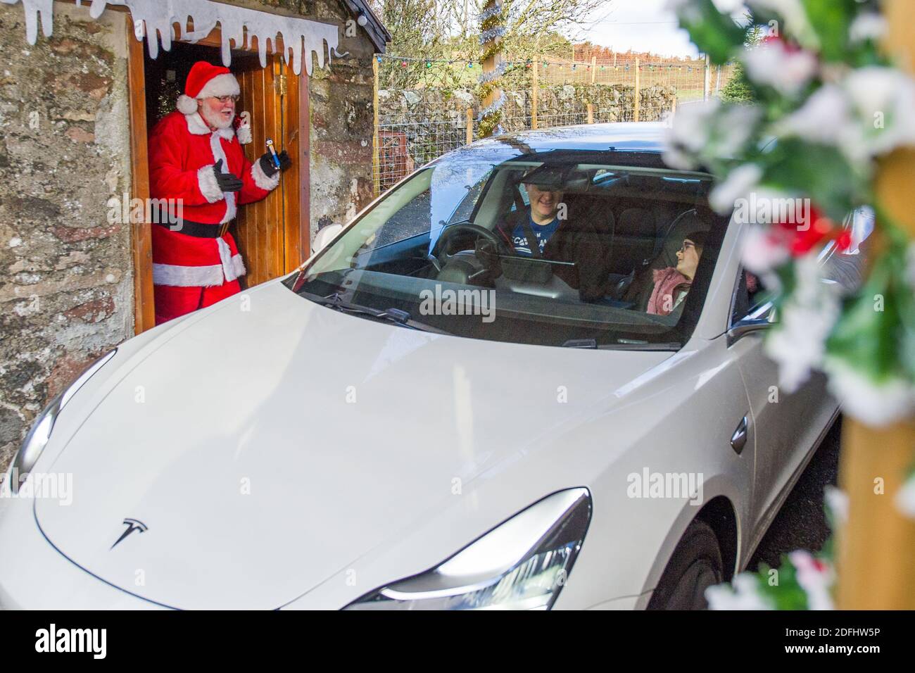 Santas grotto kids hires stock photography and images Alamy