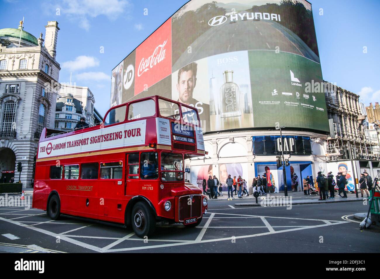159 London Bus High Resolution Stock Photography and Images - Alamy