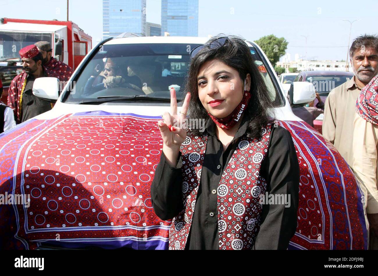 People are wearing Sindh traditional dresses as they holding celebration  demonstration in connection of Sindhi Culture Day, at Clifton area of  Karachi on Saturday, December 5, 2020 Stock Photo - Alamy