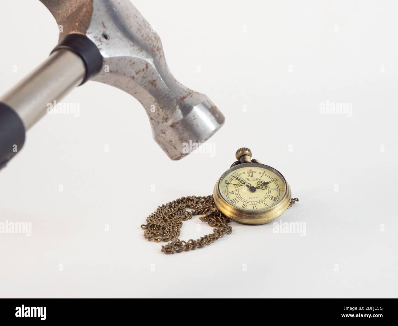 Old quartz pocket watch best sale