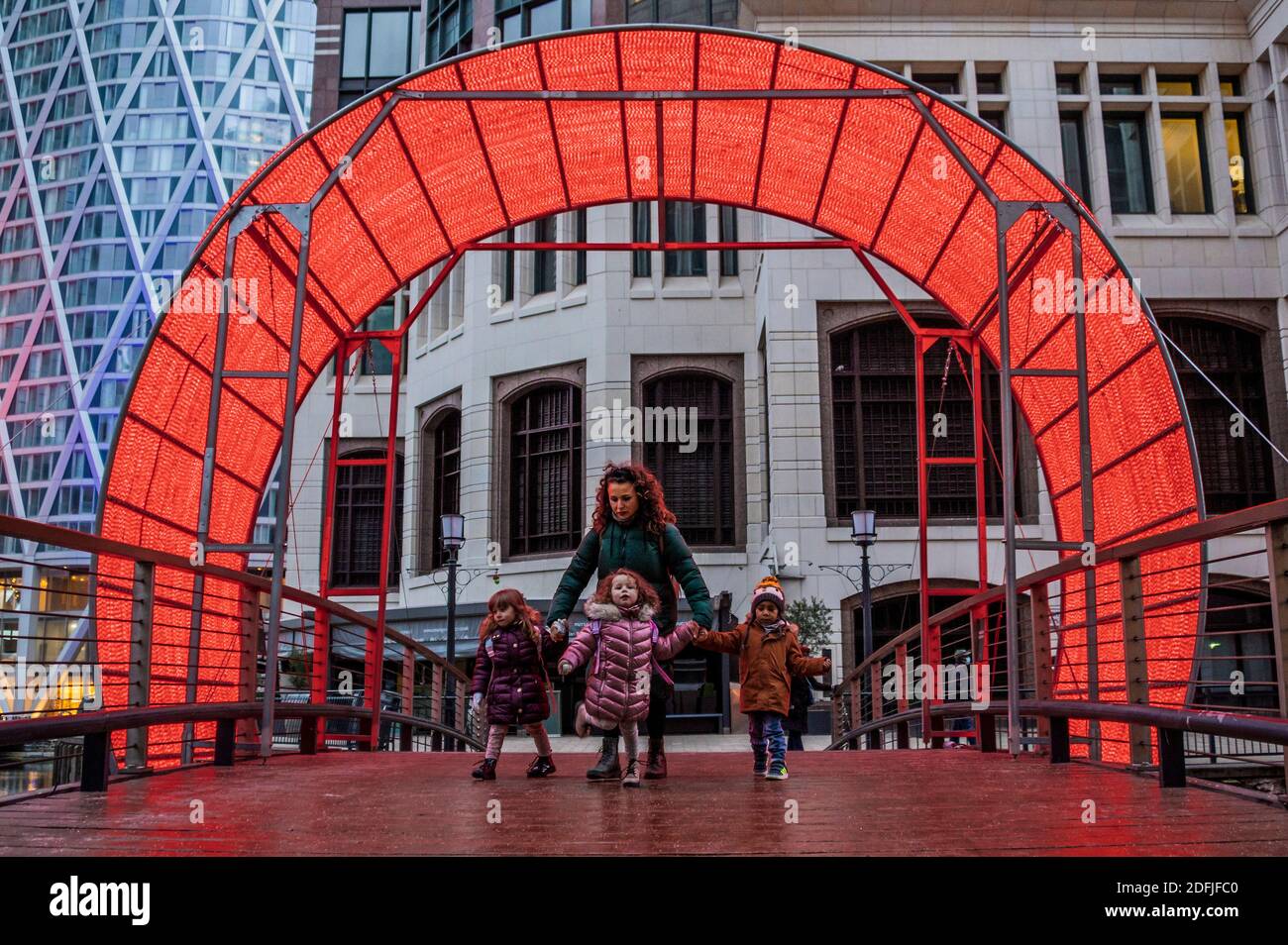 London, UK. 5th Dec, 2020. The Clew by Ottotto on Cubitt Steps