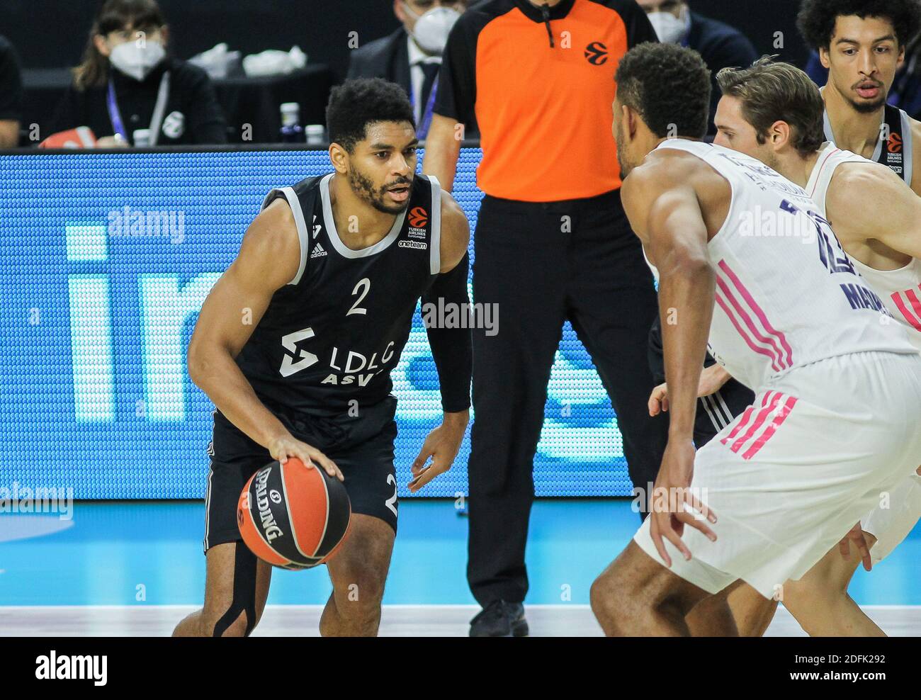 Allerik Freeman of Asvel Lyon-Villeurbanne in action during the Turkish  Airlines Euroleague basketball match between Real Madrid and LDLC ASVEL on  December 04, 2020 at WiZink Center in Madrid, Spain - Photo