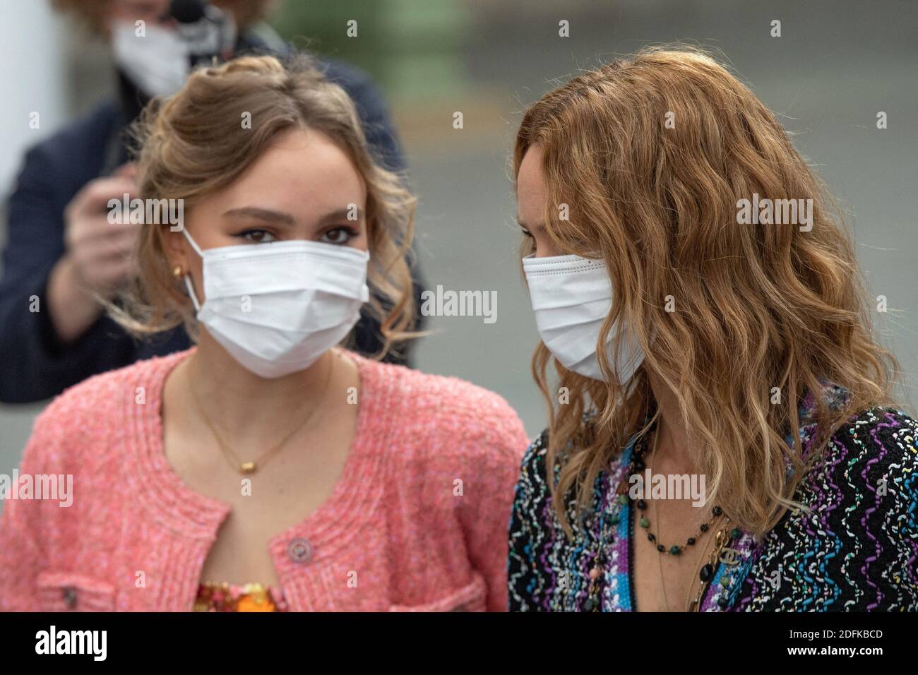 Vanessa paradis and her daughter hi-res stock photography and
