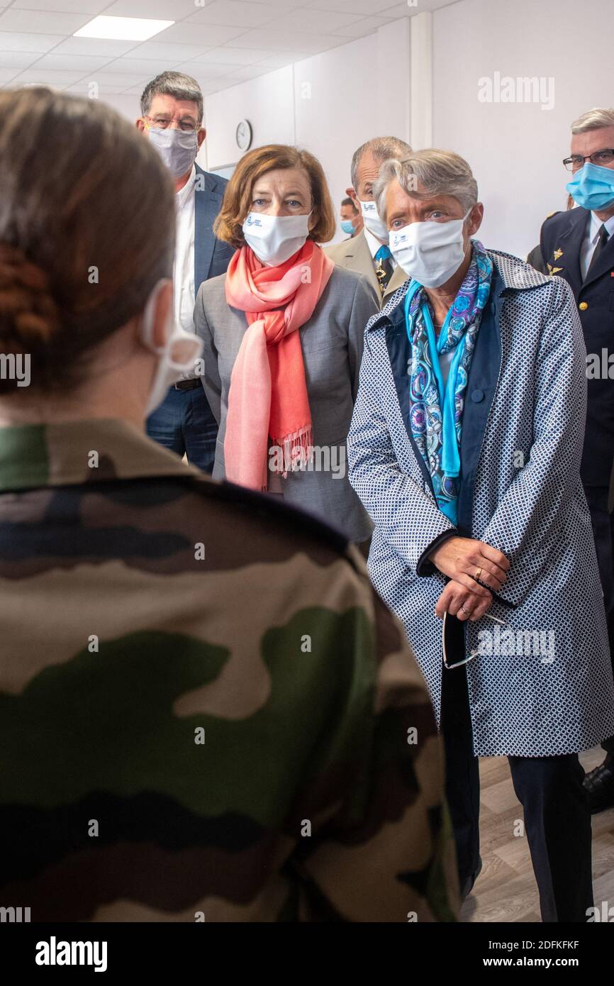 French minister of army Florence Parly and minister of labor Elisabeth ...