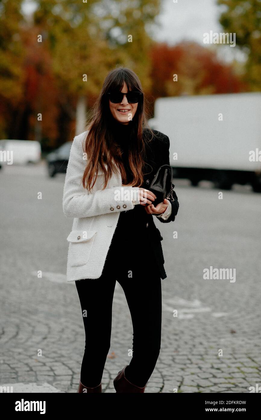 Street style, Leia Sfez arriving at Chanel Spring Summer 2021 show