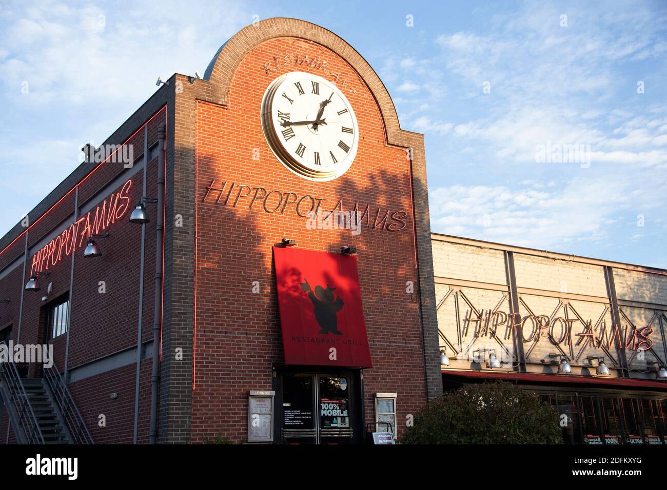 A shop sign of HIPPOPOTAMUS on October 19, 2020 in Creteil, France. Photo by David Niviere/ABACAPRESS.COM Stock Photo