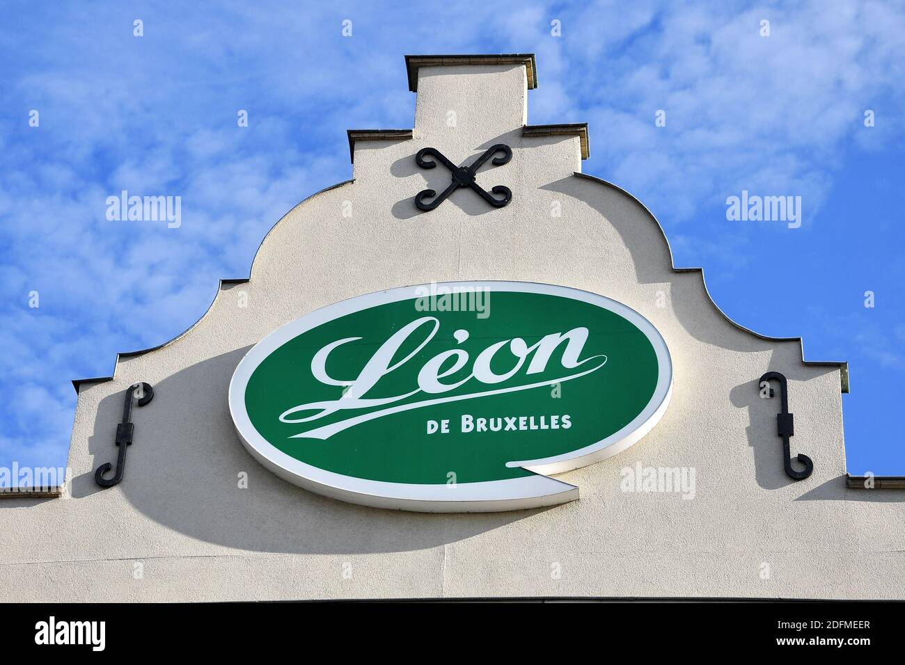 A shop sign of Leon de Bruxelles restaurant, on November 14, 2020 in Paris, FRANCE. Photo by David Niviere/ABACAPRESS.COM Stock Photo