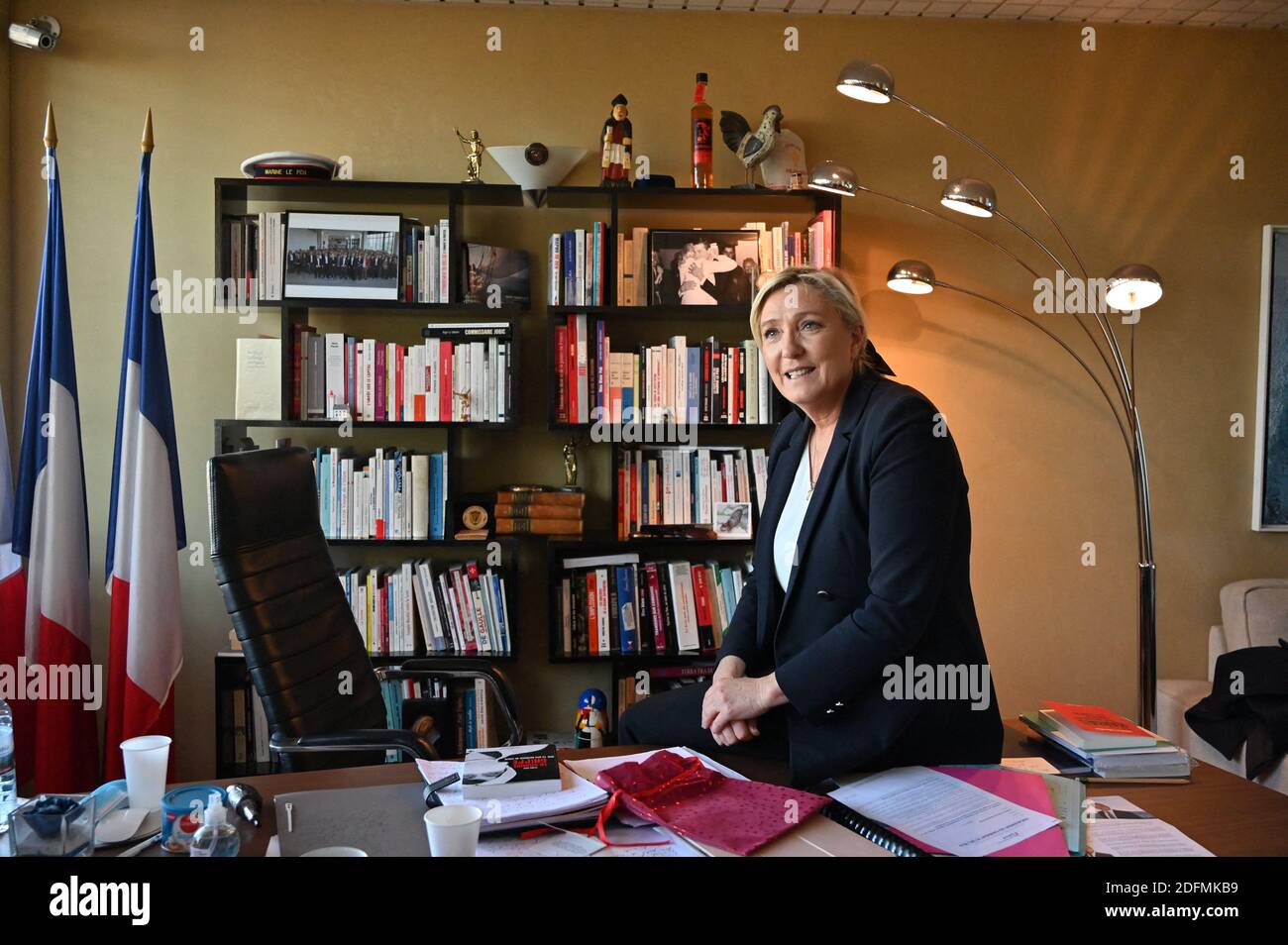 Head of far-right party Rassemblement National Marine Le Pen poses in his office in Paris France november 5, 2020. Photo by Elodie Gregoire/ABACAPRESS.COM Stock Photo