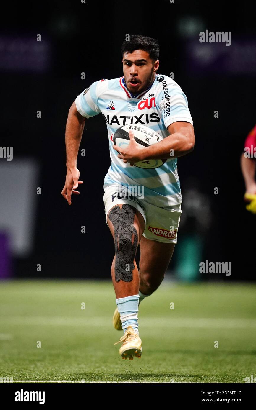 Donovan Taofifenua R92 scores a try during the rugby TOP 14 match between Racing 92 R92 and Bayonne AB at the Paris La Defense Arena in Nanterre France on November 29 2020