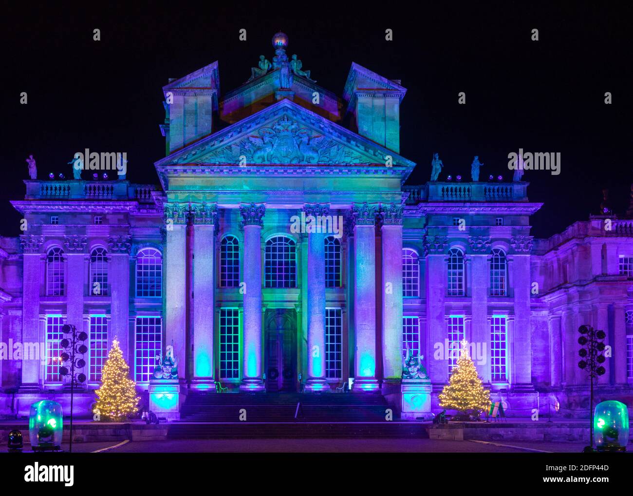 Blenheim Palace Illuminated For Christmas As Part Of The Blenheim blenheim-palace-illuminated-for-christmas-as-part-of-the-blenheim