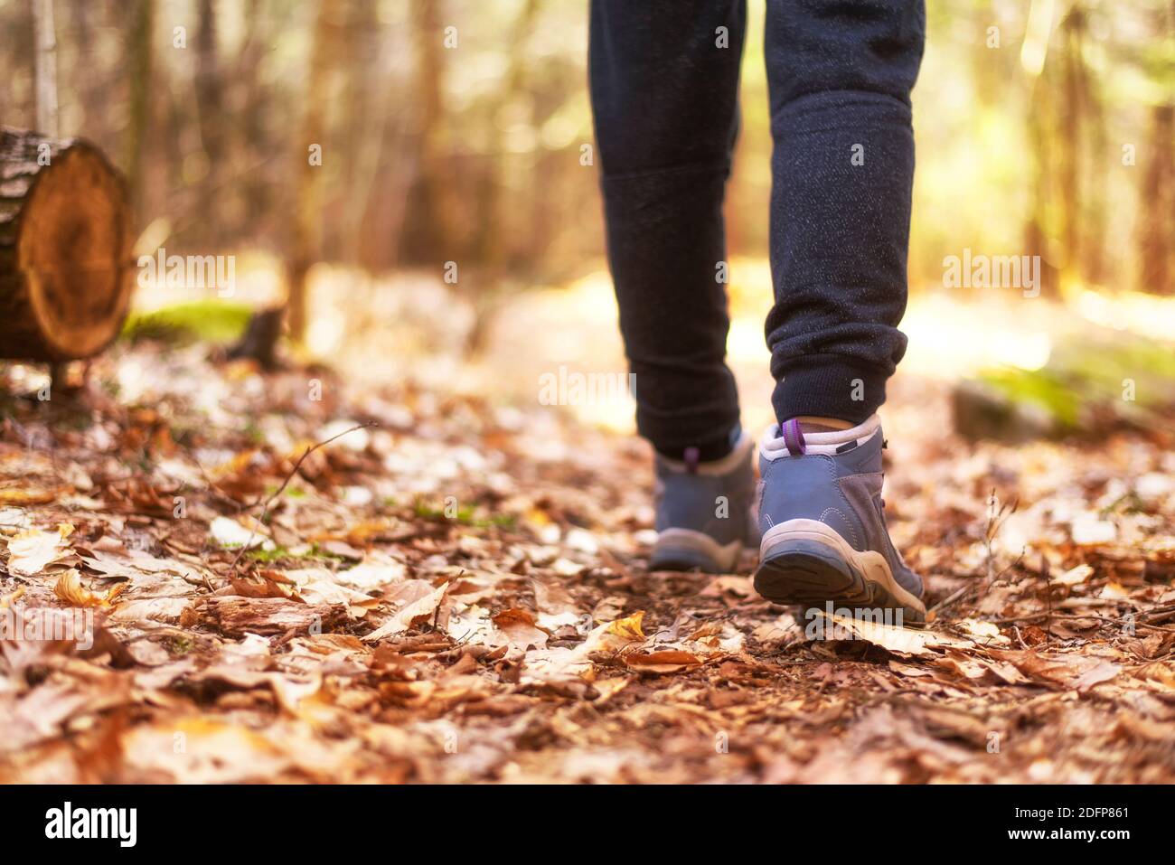 a womans hiking boots trail perspective on a connecticut blue blazed