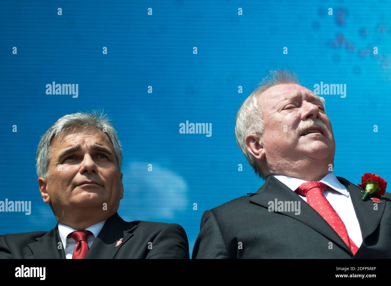 Michael Häupl is an Austrian politician (SPÖ- Social Democratic Party of Austria) and was Mayor and Governor of Vienna from November 7, 1994 to May 24, 2018. Picture shows Werner Faymmann (L) and Michael Häupl (R). Stock Photo