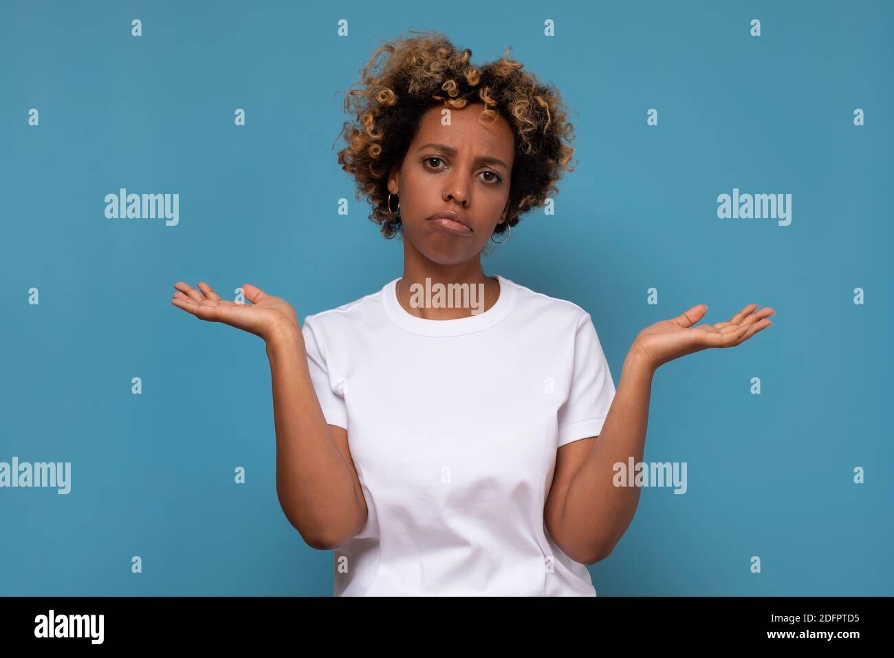 Puzzled expression hi-res stock photography and images - Alamy
