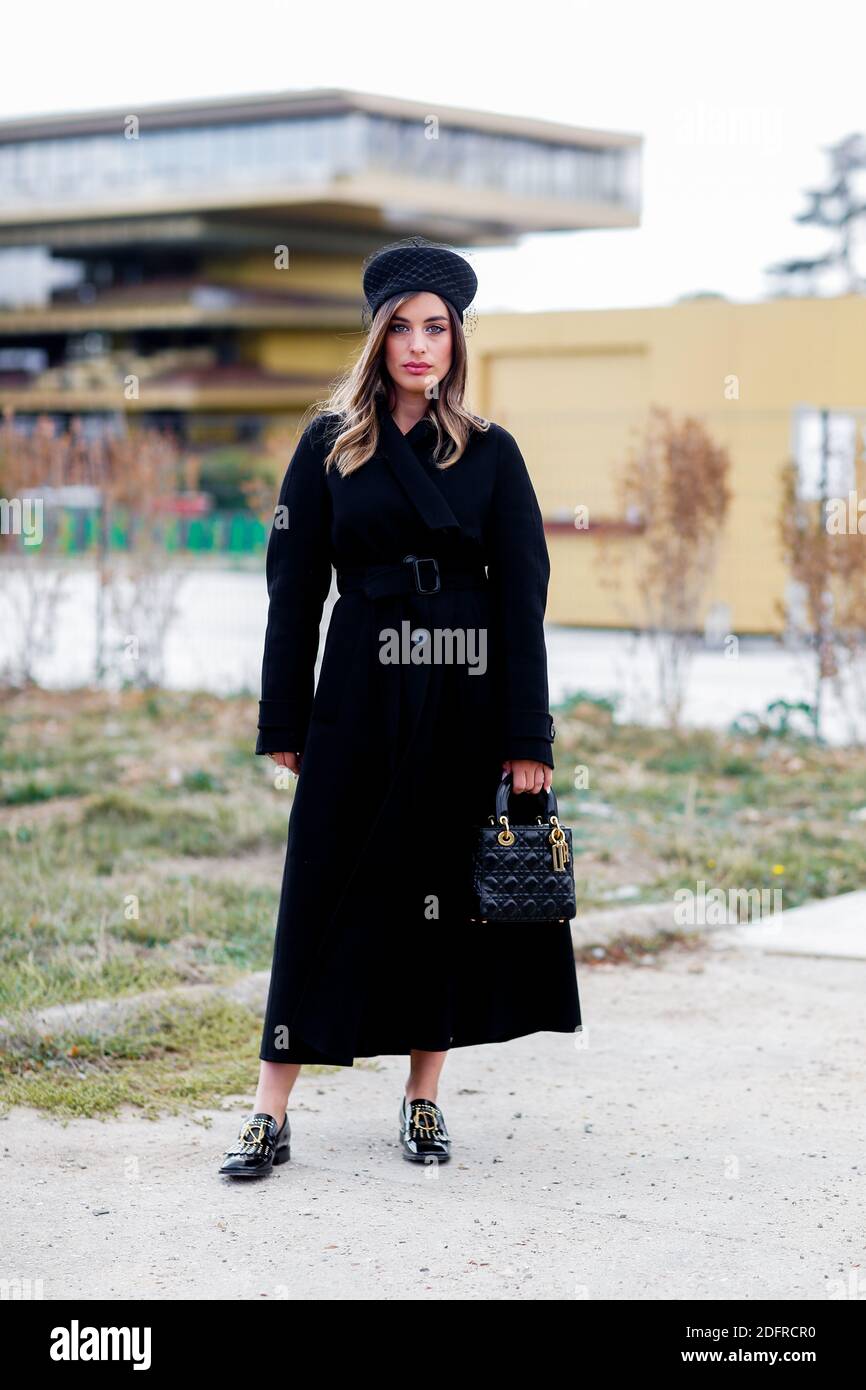 Street style, Aida Domenech arriving at Dior spring summer 2019 ready