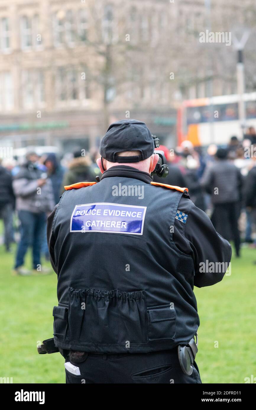 Police video evidence gathering hi-res stock photography and images - Alamy