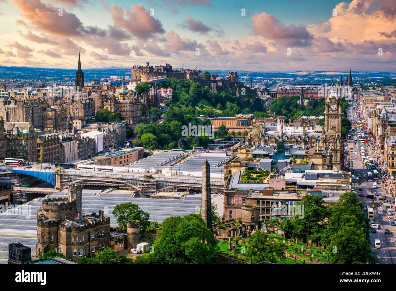 The city of Edinburgh in Scotland at sunset - With a view of the Edinburgh Csatle and several landmarks Stock Photo