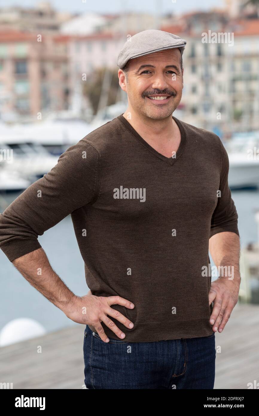 Billy Zane poses at the photocall of 'Curfew' during the MIPCOM in